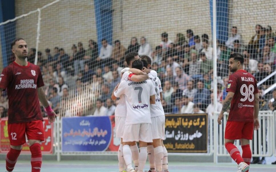 پیروزی مدعیان در هفته دوازدهم لیگ برتر فوتسال 